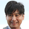 池江 泰寿 Yasutoshi Ikee<br />
1969年1月13日生 京都府出身<br />
免許取得:2003年<br />
通算成績:4740戦716勝・2着566回、連対率0.270<br />
表彰受賞履歴:JRA賞(最多賞金獲得調教師)4回、JRA賞(最高勝率調教師)2回、JRA賞(最多勝利調教師)2回、JRA賞(優秀技術調教師)、優秀厩舎賞6回、優秀調教師賞6回、東京競馬記者クラブ賞